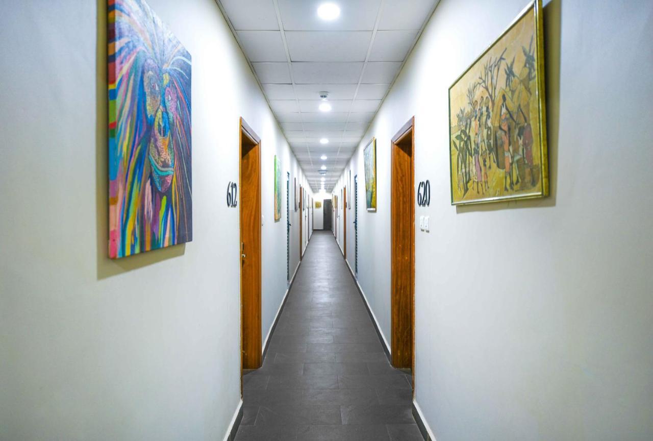 Kampala Boulevard Suites Exterior photo