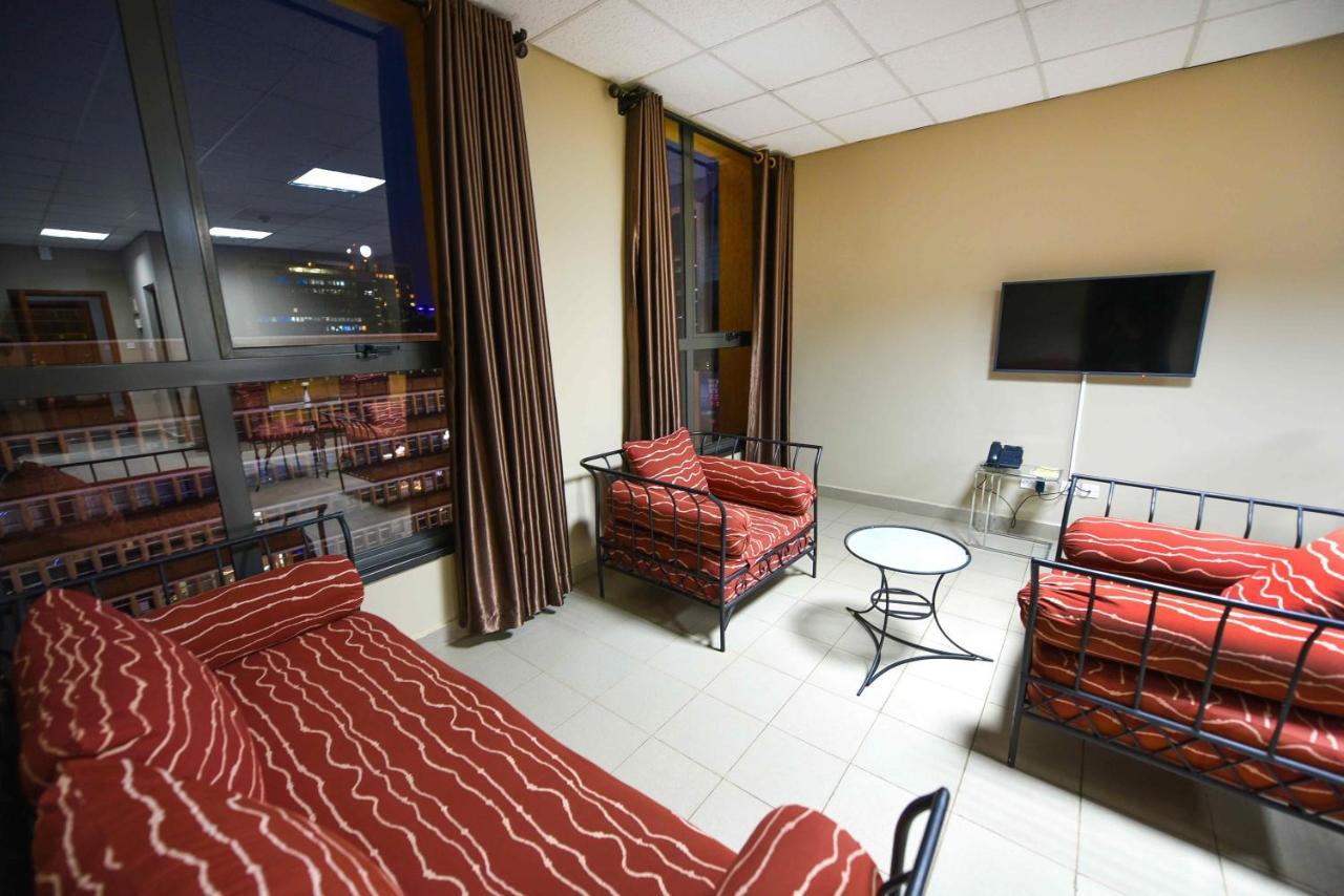 Kampala Boulevard Suites Exterior photo