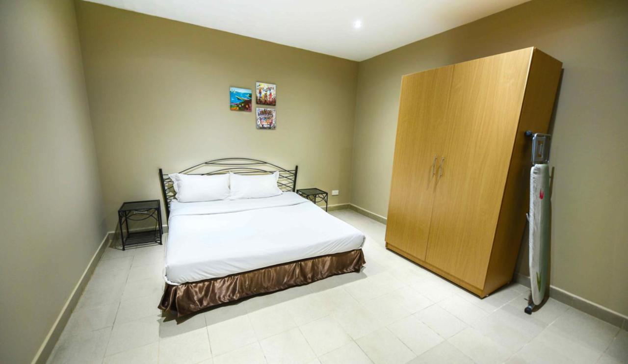 Kampala Boulevard Suites Exterior photo